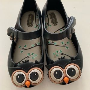 size 9 mini Melissa owl shoes. Halloween is here!
